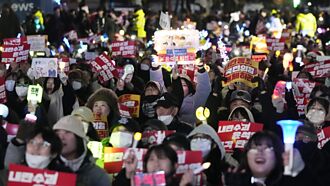 戒嚴戲劇化 看韓年輕世代的哀與怒