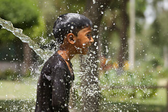 2024年全球氣溫料創新高 氣候經濟損失 今年3,200億美元