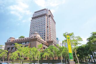 国泰世华 夺台湾年度最佳银行