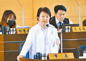 被問中央事務 盧苦笑對我寄予厚望