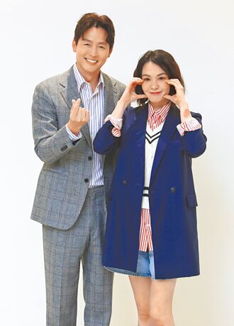 李廷鎮拍台劇 張榕容滿手小抄