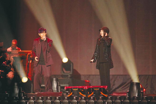 周杰伦日前在大巨蛋开唱，第一场请到江蕙当嘉宾。（图／杰威尔音乐提供）
