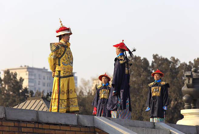 大陆歷史教授赵冬梅指出，古代皇帝最主要由祖宗、老天和舆论3种方法进行软性约束。（示意图：Shutterstock／达志）