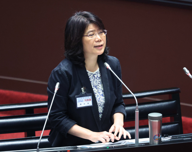 立法院10日进行司法院长、副院长及大法官人事同意权案资格审查，司法院长被提名人张文贞前往备询。（姚志平摄）