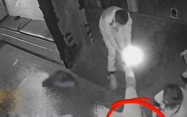 大陆四川成都有男子因玩密室逃脱腿部「半月板受损」，导致他住院5天还花了8万元医疗费，事后店家却是冷处理。（图／翻摄自抖音）