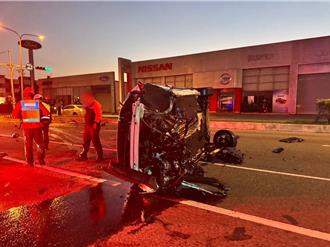 苗栗台1線醉男自撞分隔島 「車輛側翻」獲救遭送辦