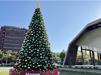 台中豐原最高耶誕樹達10公尺 14日葫蘆墩公園第四區點燈