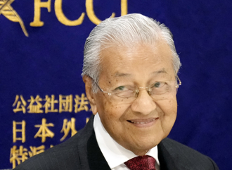 高齡不等於老 大馬近100歲前首相馬哈地曝1長壽秘訣