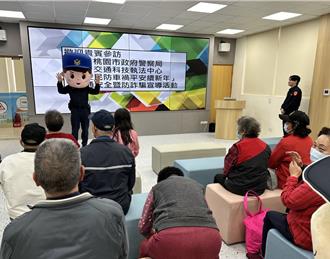 結合虛擬實境宣導交通安全 大園警歲末年終加強防制車禍
