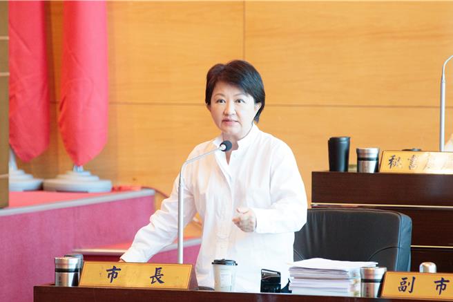 台中市长卢秀燕11日在议会证实，大巨蛋选址已经过1轮，西屯区有在聚焦内。（陈淑娥摄）