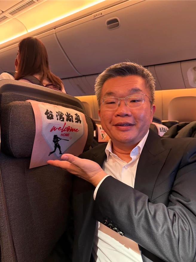 蔡其昌建议，先找好愿意接手营运的职棒球团，以球迷的角度、经营者的需求、市场的大小、妥切兴建符合球团要经营方向的球场。（摘自蔡其昌脸书粉专）