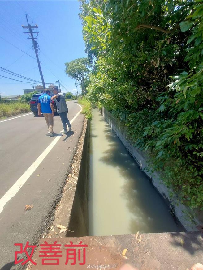 桃园市观音区广青路 475号附近及梁福路、崙坪八路606巷口，因紧邻灌溉用的水利沟渠，且未设提醒警告标志，近年来跌落水利沟的事件层出不穷，今年甚至发生民眾因不慎摔入导致睪丸破裂。（吴进昌提供／廖姮玥桃园传真）
