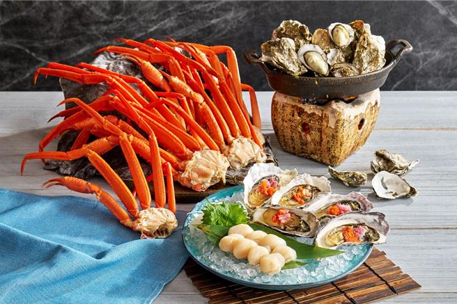 叙日餐厅海鲜加码生食级干贝、带壳牡蛎，于假日用餐还可享受期间限定的加码松叶蟹、生蚝料理吃到饱。(六福旅游集团提供)