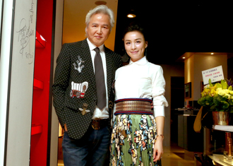 張庭睽違3年復出賣鍋碗瓢盆 連續直播7小時業績出爐