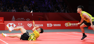 羽球年終賽》巴黎奧運4強重演 麟洋先盛後衰不敵丹麥組合
