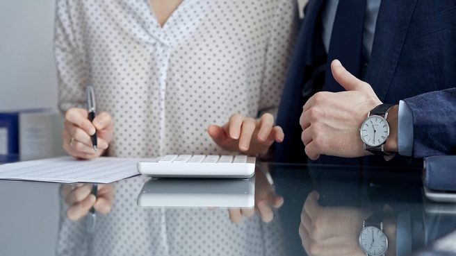 林業署某女性分署長性騷男員工，遭拔官調職。（示意圖。圖：shutterstock/達志）