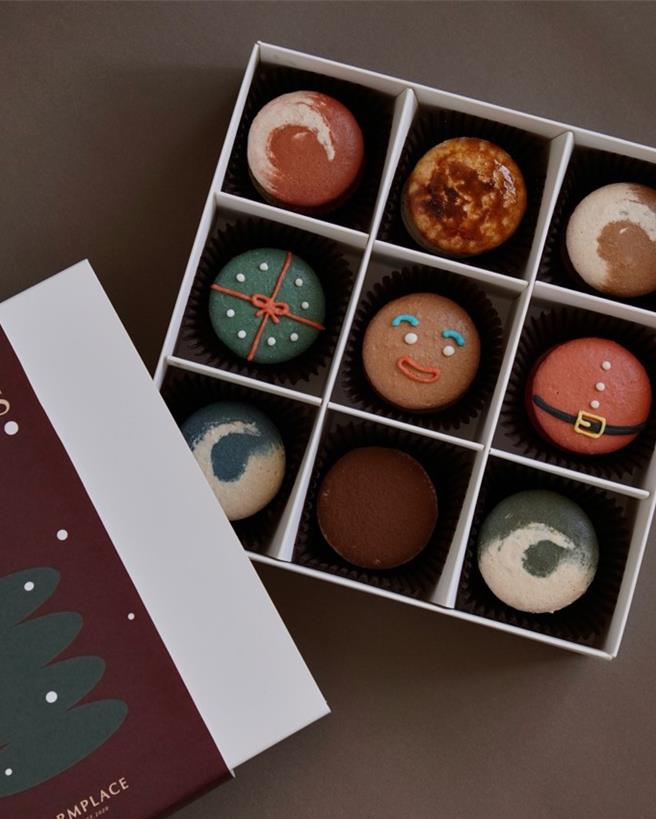 新竹SOGO韩国展，韩国姐姐韩式马卡龙店「温点」推出耶诞限定礼盒。（SOGO提供）