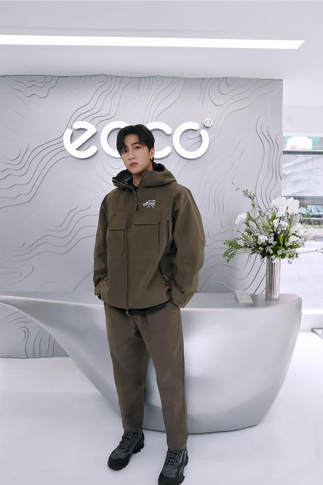 娄峻硕12日出席品牌ECCOxWhite Mountaineering快闪店活动。（ECCO提供）
