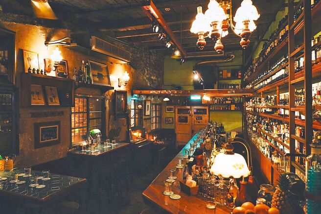 亚洲50大酒吧T.C.R.C将联手NO COFFEE打造南西热闹派对。（新光三越提供）