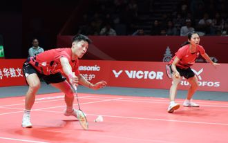 大馬羽球賽》海峽對決打頭陣 楊博軒／胡綾芳不敵世界第1混雙