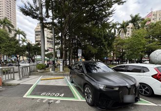 台中电动车充电明年元旦起收费 收费级距出炉 最高每度17元