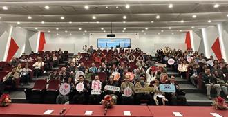 陆委会举办关怀港澳人士座谈会  打造友善完善服务网络