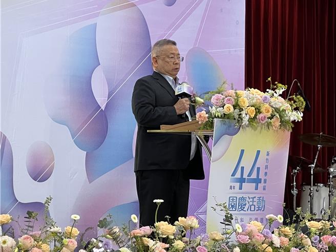 科学园区产业同业公会由监事长谢其嘉代表致词，他提到科学园区厂商100％靠外销，疾呼厂商需要靠政府维持「稳定、和平」。（王惠慧摄）