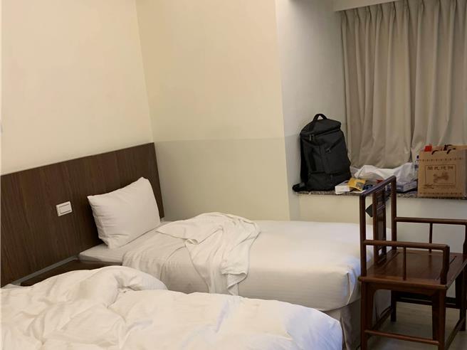 高雄陈姓房东未提早一个月通知未缴房租的刘姓房客中止租约，直接断水断电，被告上法院判赔一千元。（示意图，资料照片／郭良杰高雄传真）