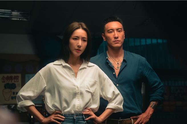 台版「史密斯夫妇」联手对抗黑暗势力，隋棠（左）、王阳明（鹿路电影提供）