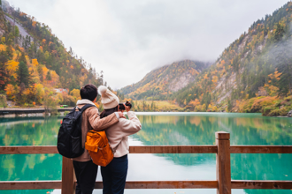 夫妻存錢3年去旅行1原因不能登機 慘變「航班人球」