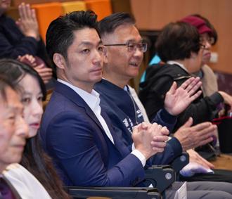 蔣萬安閃到腰！北馬鳴槍恐成謎 醫師曝1種人容易復發