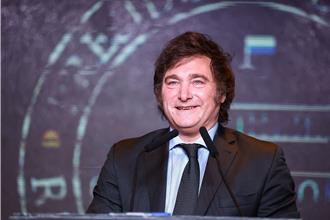 阿根廷狂人總統輕鬆拿到義大利公民身分 點燃移民怒火