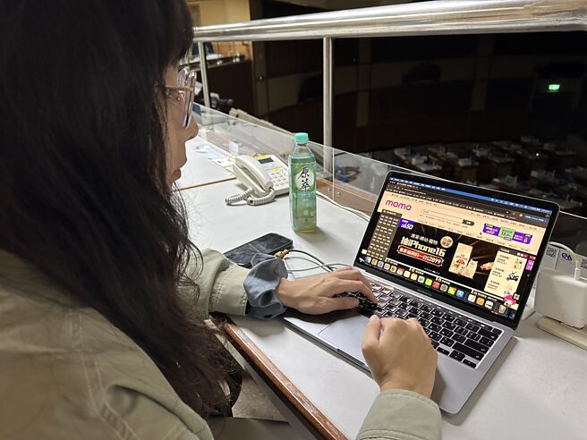 统振受惠于年底前双11、双12传统消费购物旺季到来，带动公司流通事业代理的德韩彩妆品牌，以及德国保健食品皆有良好的出货动能。图／本报资料照片