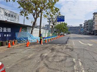 高雄高铁站旁抢救渗砂下陷建案 站前南路今午恢復通行