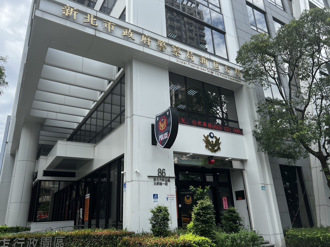 新店女倒卧屋内 救护赶抵「惊见脖子有勒痕」！送医不治