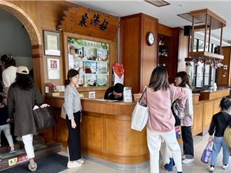 冷氣團襲台氣溫下探10度 台南關子嶺溫泉周末全客滿