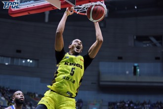 TPBL》國王曼尼高兩記壓哨三分 客場踢館海神