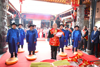 時評》祖先都不要了