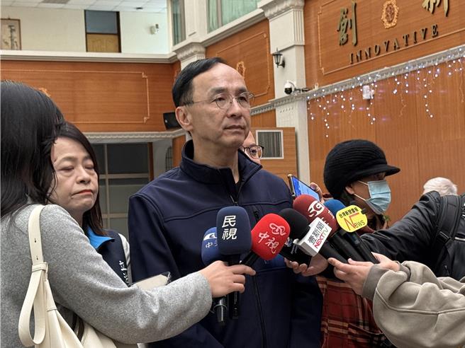 南韩总统尹锡悦遭弹劾，国民党主席朱立伦15日奉劝民进党、赖清德总统引以为戒。(蔡依珍摄)