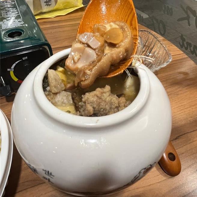 OKmart推御品「佛跳墙」，360元。（OKmart提供／朱世凯台北传真）