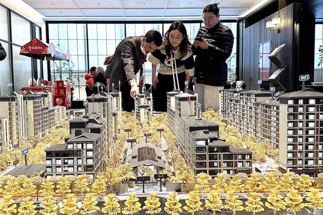 正值年底，「日光盤」再次拉高深圳新房市場的熱度。（中新社）