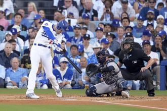 MLB》弗里曼再見滿貫炮全壘打球156萬美元售出 超越賈吉第62轟