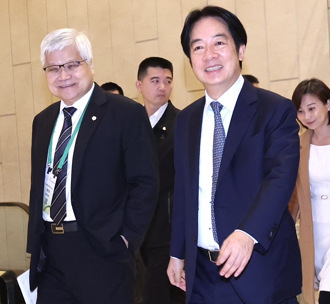 魏哲家曝馬斯克對台灣的期待！AI、機器人將成發展重點