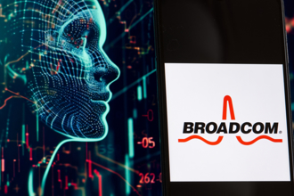 博通飆24％ 「台4強比博通更具優勢」 大咖分析師：賣鏟子輝達不再獨霸天下