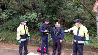 8旬翁山区健走滑倒脸部挂彩　基警火速救援送医无碍