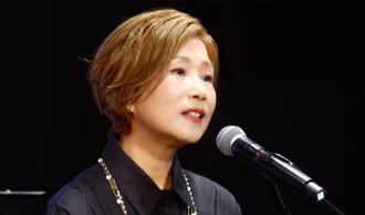 64歲女歌手鼓起勇氣圓夢 圈內大咖好友現身助陣