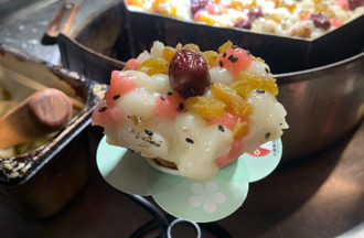 梅花糕參戰《夜市王》挨轟「不是台灣美食」！店家深夜回應了