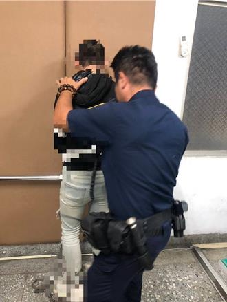 遭押4次釋放後竟還繼續騙！ 男車手為7000元再犯「栽了」