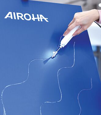 搶搭矽光子列車 達發營運發光發光