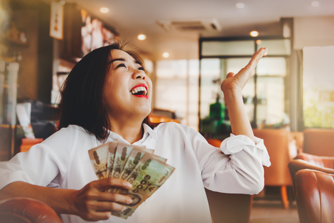 生肖鼠、龍、兔、馬未來6年在貴人的幫襯之下，財富及事業都能蒸蒸日上。（示意圖：Shutterstock／達志）